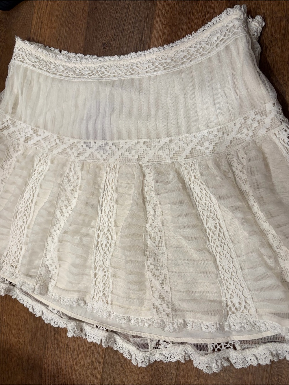 LoveShackFancy Rubyanne Lace Mini Skirt - Picture 2 of 6